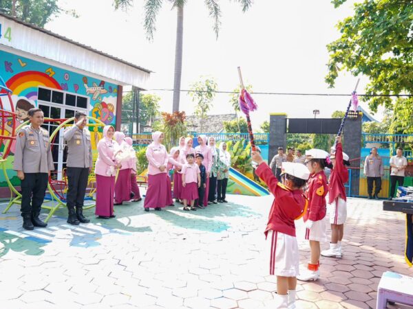 Perkuat Pelayanan dan Pendidikan, Kapolda Jateng Groundbreaking Gedung BPKB serta Resmikan Renovasi TK Bhayangkari Di Kudus