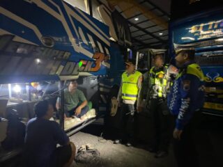 POLRES WONOSOBO KERAHKAN PATROLI SKALA BESAR DI EMPAT ZONA UNTUK BERANTAS BALAP LIAR DAN KEJAHATAN JALANAN